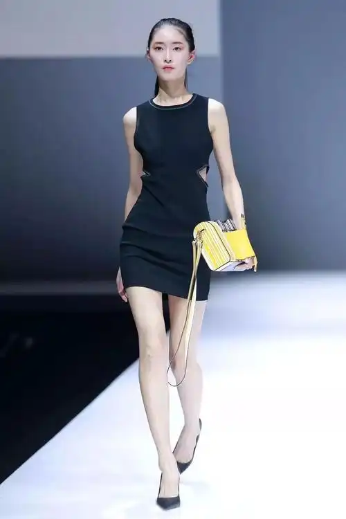 北京服装学院毛怡月暴走2018中国大学生时装周7场大秀