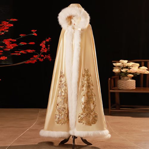 町鸾(tingluan)斗篷披风汉服女汉服古装披风斗篷古风长款金色秀禾服