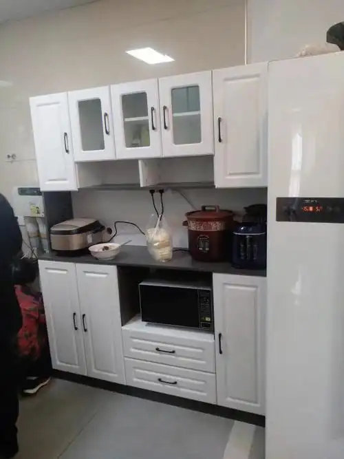 餐边柜  #厨房  微波炉烤箱柜,厨房超能装的储物柜