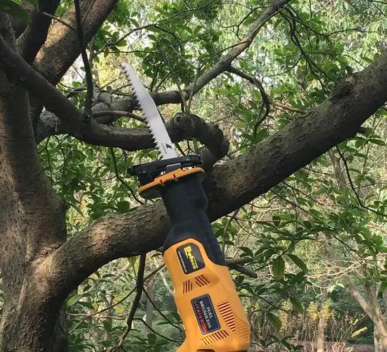 迪菲科 锂电池手锯 电动锯 充电式手锯 园林锯 木工锯