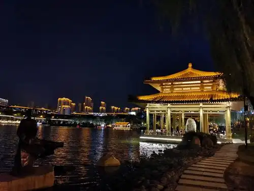 曲江池遗址公园夜景