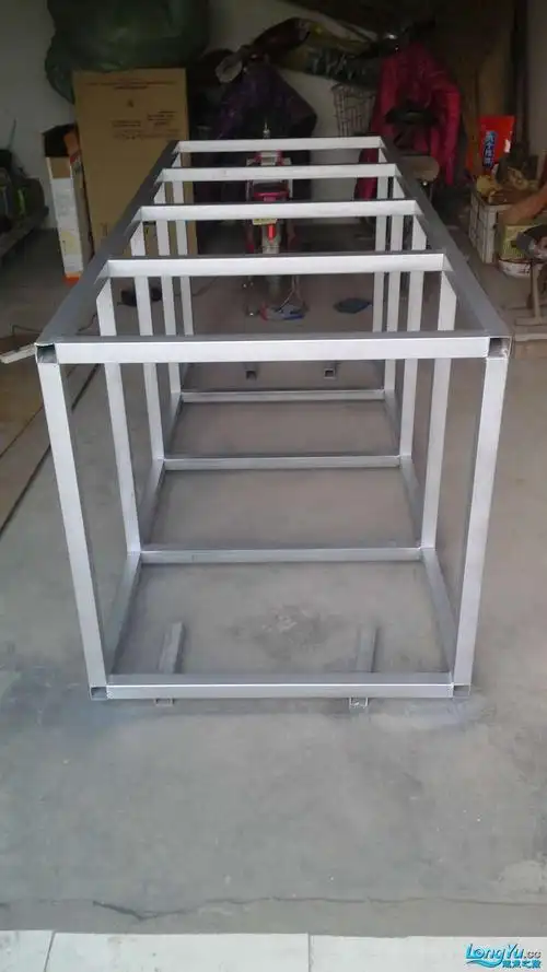 方管焊的架子不平,怎么办啊.愁死我了