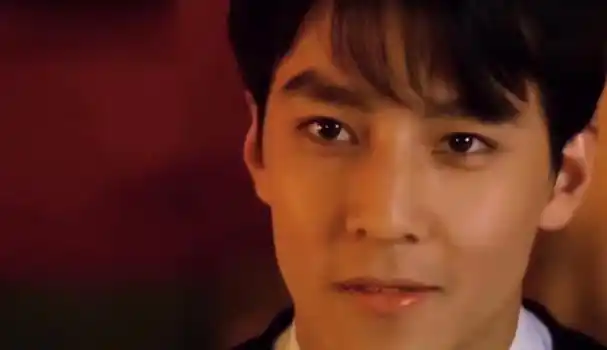 爷青回!吴彦祖《新警察故事》面具重现!网友:倪大红凑什么热闹