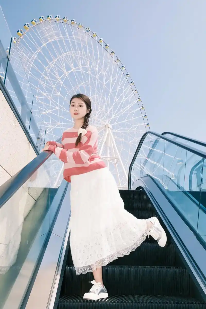 我的爱没前奏～摩天轮好美呀～ 希望大家来摩天轮玩的开心呀～ 拍照找