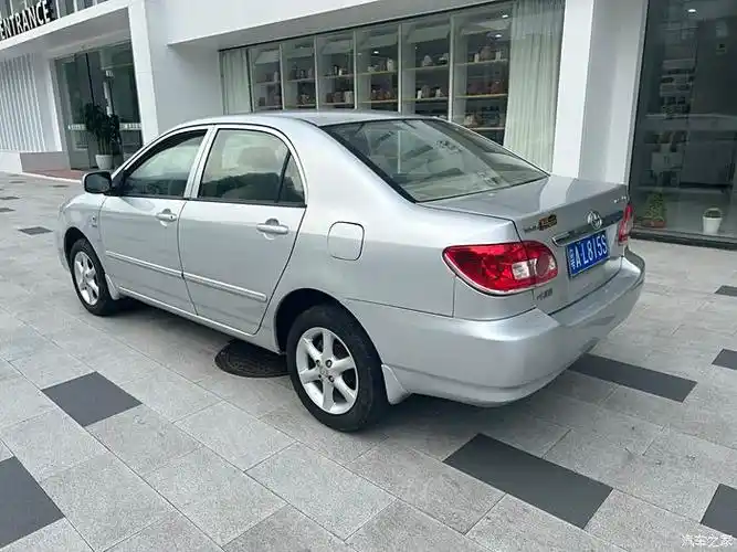 广州出2010款丰田花冠1.6自动档豪华版