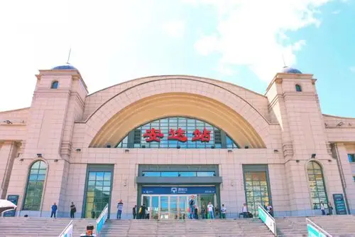 安达火车站 图片来源:黑龙江省旅游发展委员会