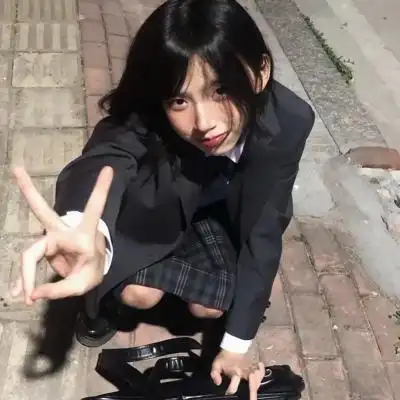 女生头像真人学生党高清可爱的女生头像现实学生照片