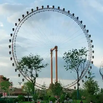 项目五:芜湖松鼠小镇133米摩天轮