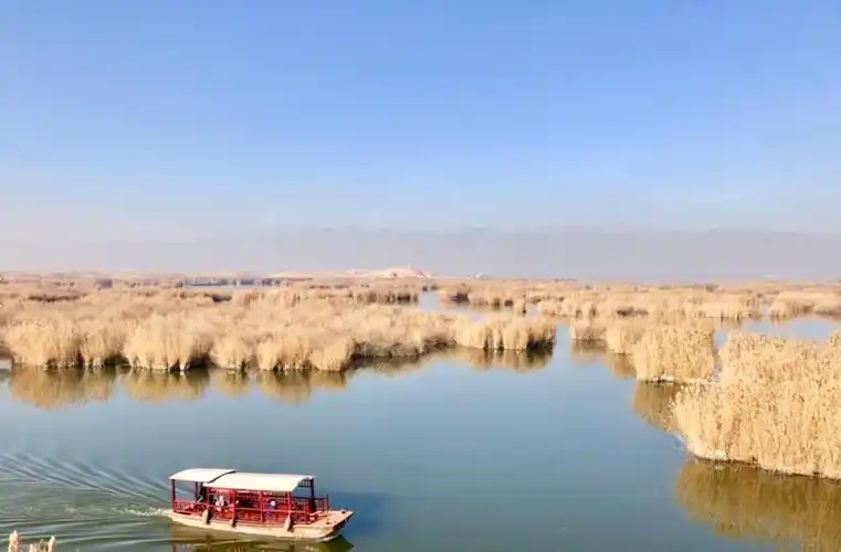 石嘴山市沙湖旅游景区(宁夏银川)