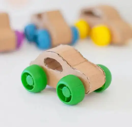 今日分享|diy纸板车|在家早教|艺术手工_早教_手工制作_diy_艺术_宝宝
