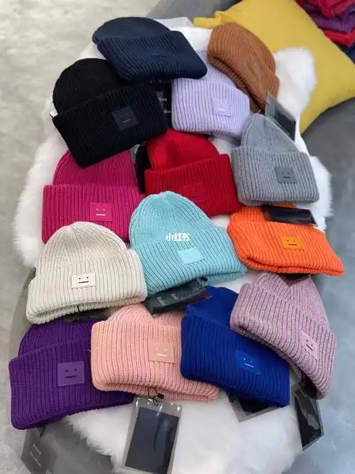 帽子控绝对要集齐,搭配不同颜色的衣服,一天一套[666]