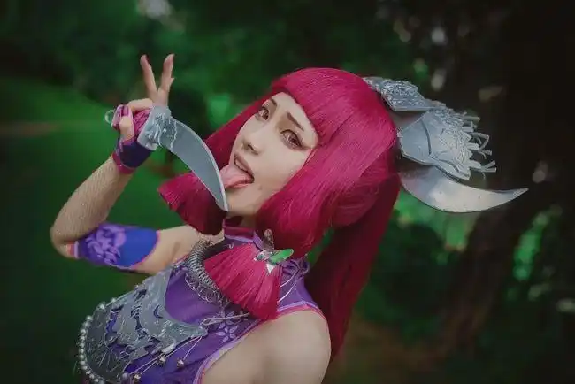 画江湖之不良人:蚩梦cosplay,我这把刀上可是有毒噢