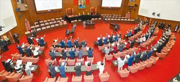 台湾立法机构谁表现最优?沈富雄点名:国民党目前有3个人最成功