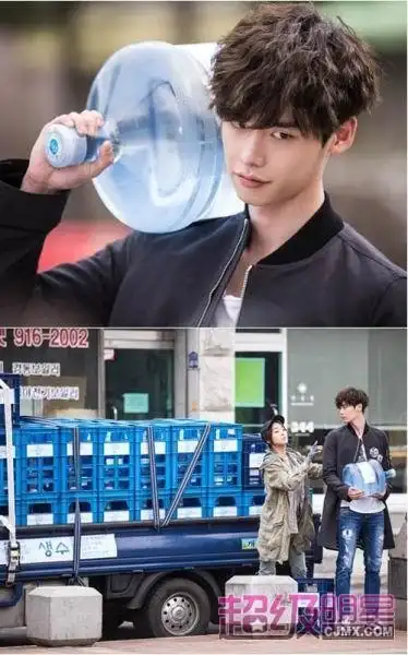 《异乡人》天才医生李钟硕变送水工(图)_日韩剧_电视-超级明星