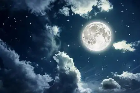 星辰满月的夜空