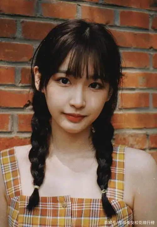 四川音乐学院美女苏梦圆