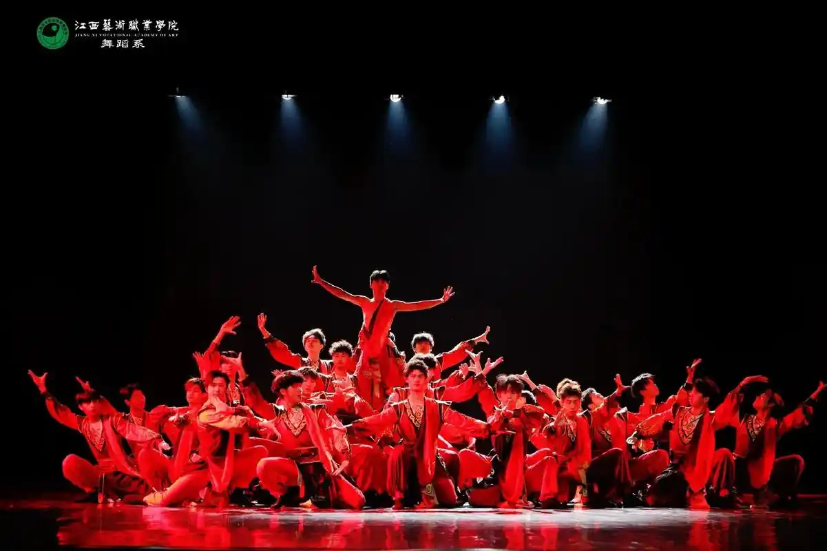 舞蹈生 结束大家都好棒我们是最帅的