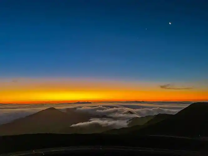 原创公认世界上最美的日出位于夏威夷茂宜岛风景美到窒息