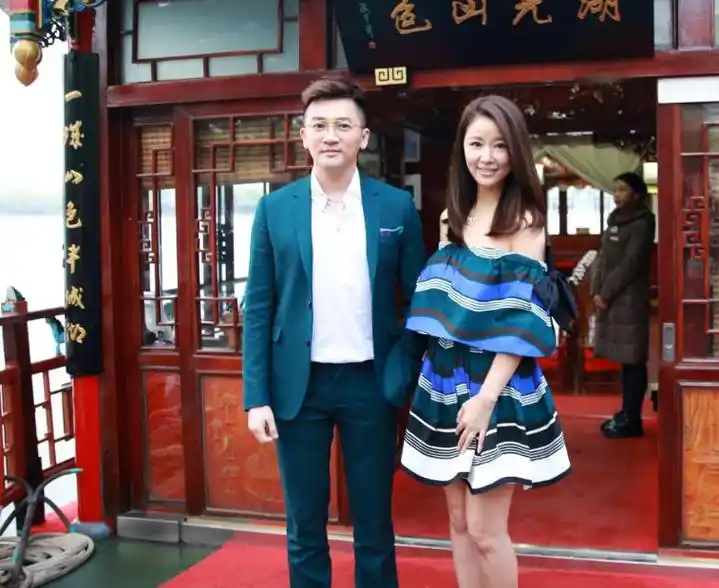 苏有朋身边的钻石级女强人 苏有朋的经纪人amy是一位身价超过50亿的