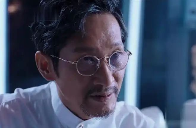 《猎毒人》楚天南装疯卖傻后, 做的第一件事竟是这! 让人大吃一惊