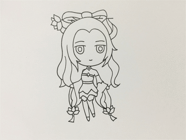 貂蝉的眼睛简笔画