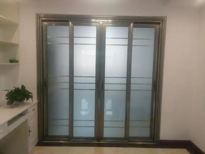 四扇推拉门图