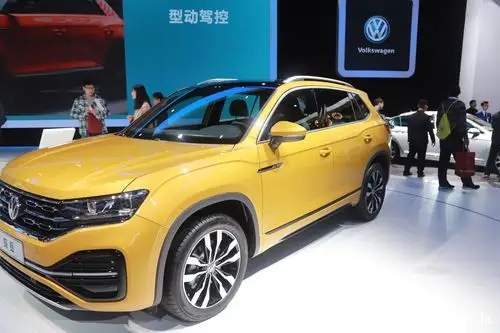 大众全新suv探岳亮相广州车展,两驱低配版不到20万!