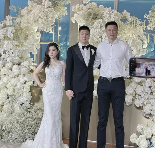 赵睿缺席王薪凯的婚礼!