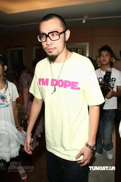 图文南拳妈妈弹头大婚mchotdog也来捧场