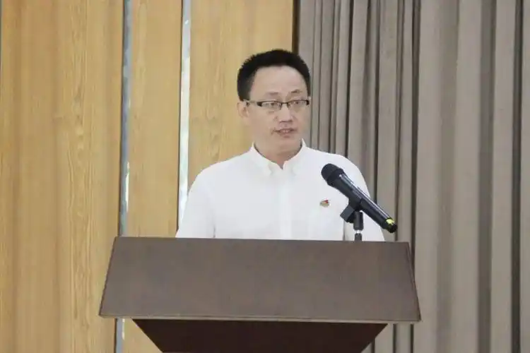 东营港经济开发区党工委书记,管委会主任杨同贤,富海集团董事长罗冰