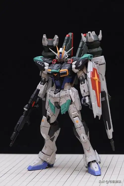 根大木秀:这才是大班的正确打开方式  1:100炮装脉冲高达