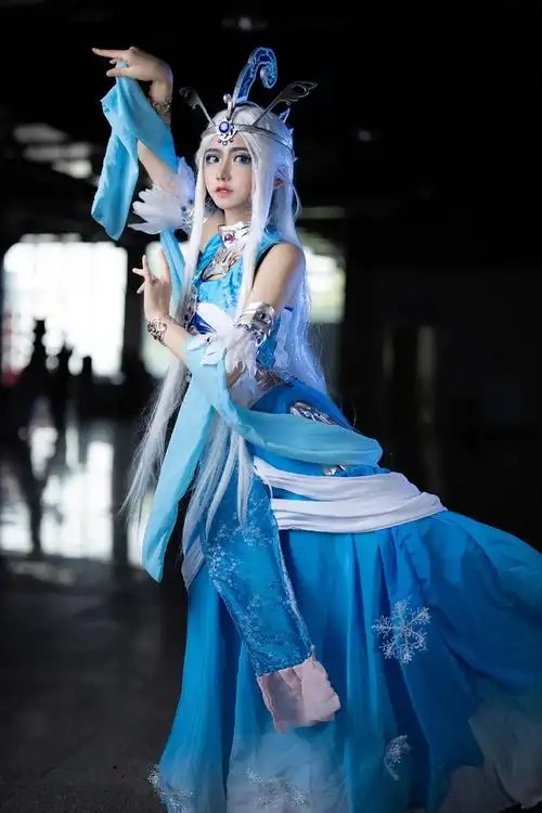 cos:秦时明月雪女,漫展返图_手机搜狐网