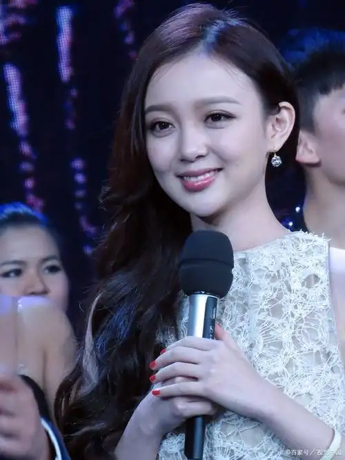 《乘风2023》一个够潜力但一直不起色的女歌手——汪小敏