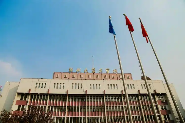 北校区工学院,原郑州工业大学,位于郑州市文化路97号南校区原郑州大学