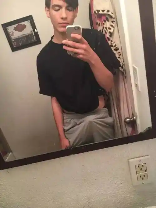 男生怎样自拍显丁丁大看到最后也真是够了