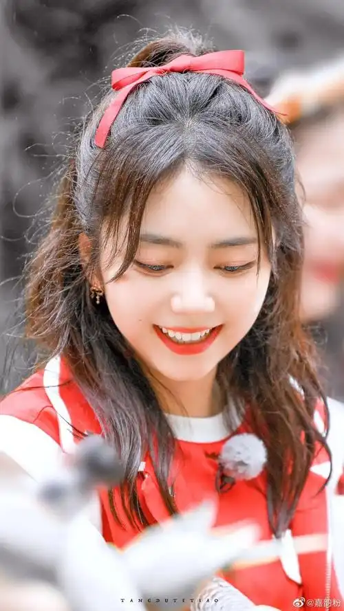 适合鹅蛋脸的学生发型,最适合圆脸的3款扎发!这样扎巨显脸小 - 玉三网