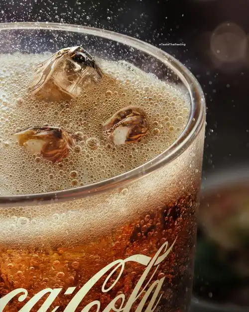 可口可乐里有"笑脸气泡",满满的幸福感!