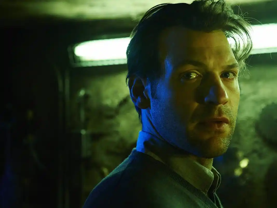 重口味美剧血族第一季桌面壁纸