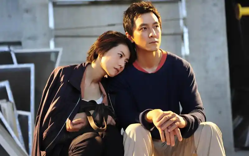 老炮一部女神高圆圆早期电影与吴彦祖古天乐上演三角恋颜值爆表