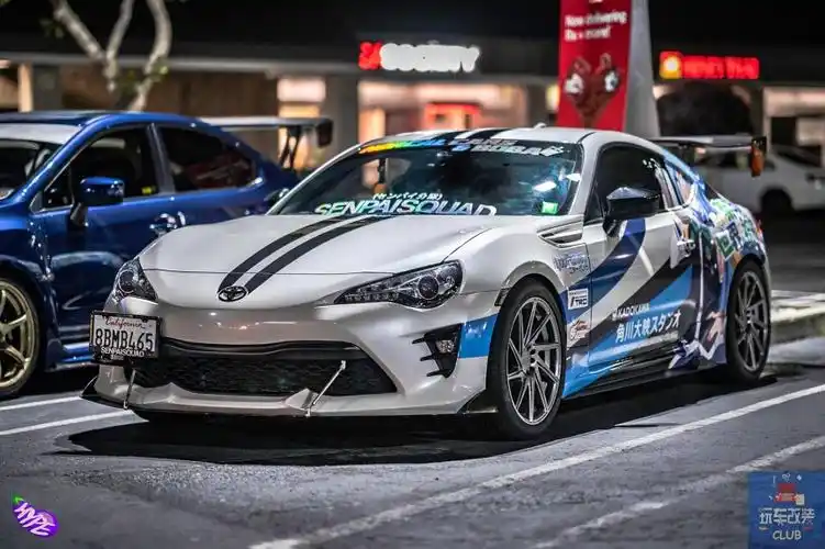 一辆具有"动漫气息"的丰田toyota gt86