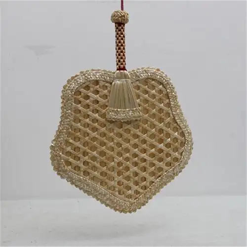 现货供应制作编织五角形麦秆扇便携纳凉五角形麦秆工艺品扇