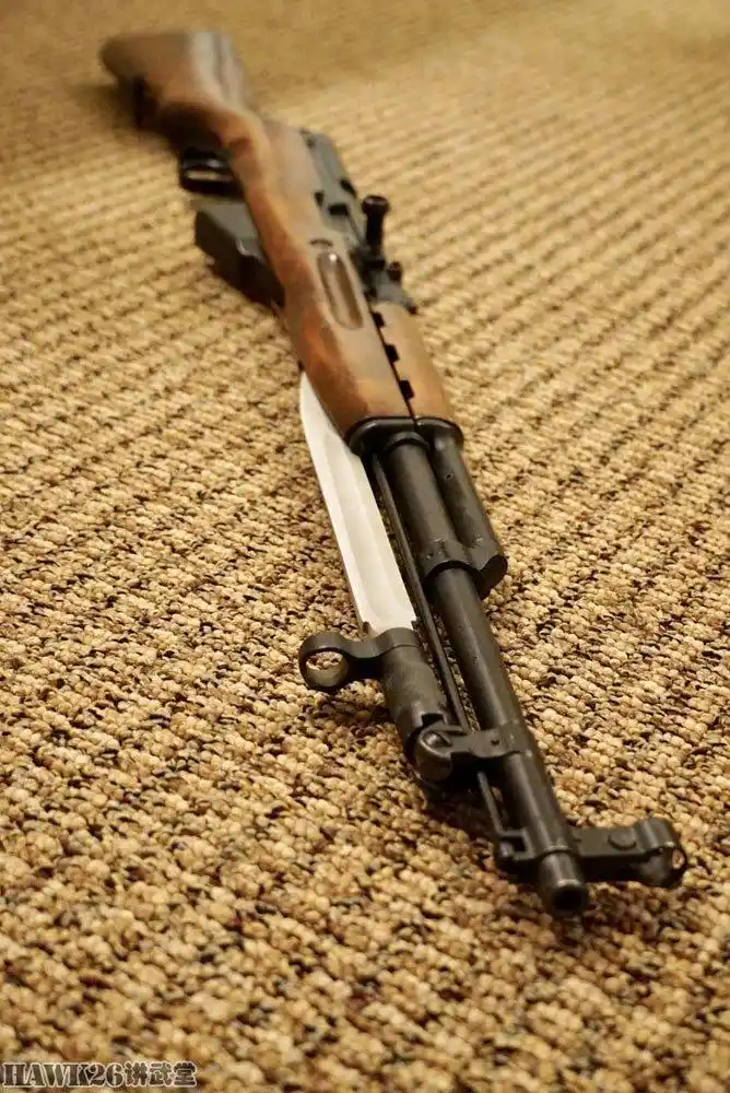 原创几代中国人的共同记忆美籍华人展示收藏的苏联西蒙诺夫步枪