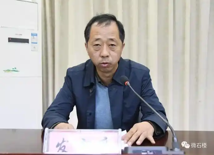 灵泉镇党委书记 王延平