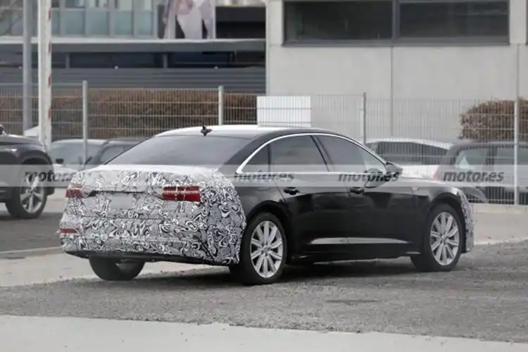 中期改款奥迪a6l谍照曝光,将于今年上市,再战奔驰e级,宝马5系