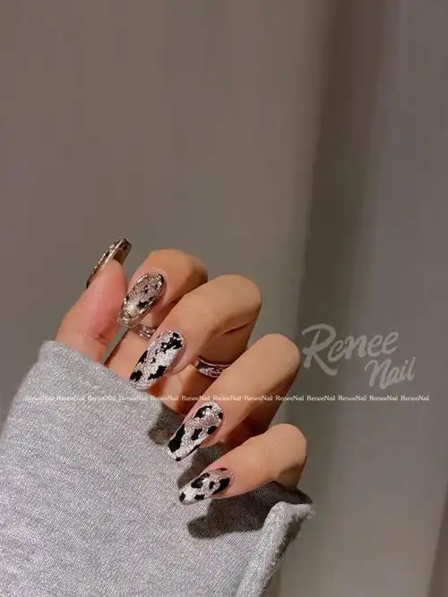 晶石猫眼搭配上豹纹_搭配_豹纹_秋冬美甲_显白_ins风_亲手晒美甲_美妆