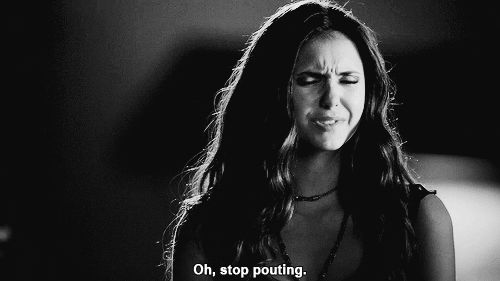 嘟嘴gifpoutgif吸血鬼日记gif美女gif