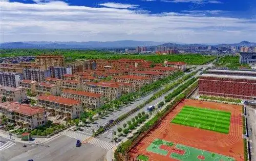 蒙特卡罗·香榭里动态:别墅高处实拍,屋顶的景色!-忻州安居客