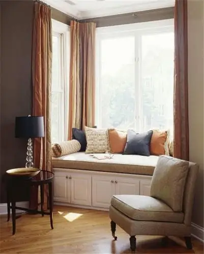 32款小户型阳台装修效果图 阳台改造飘窗变大空间