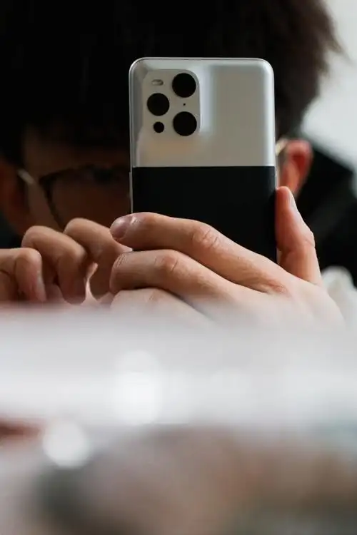 如果给摄影师设计一台手机应该是什么样的