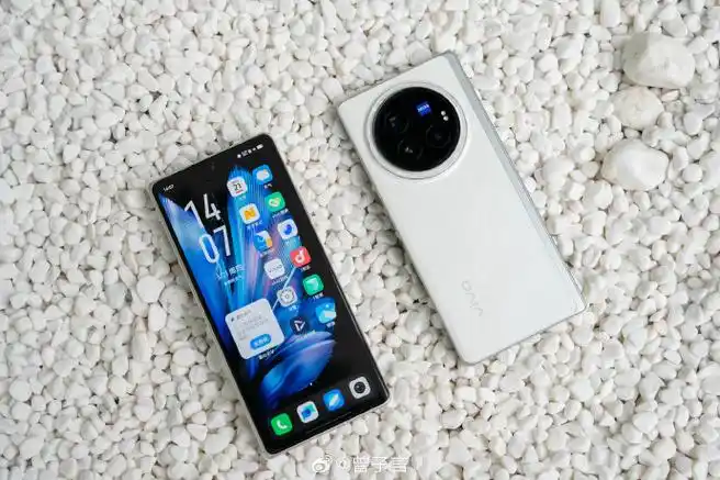 vivoxfold3发布会##ai和折叠屏天生是绝配